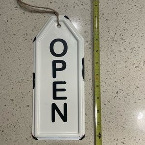 Cute farmhouse style metal rustic open/closed sign.